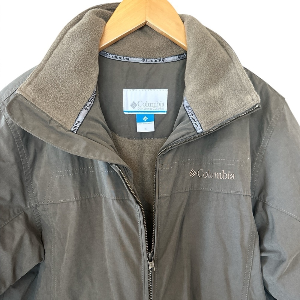 Columbia Fleece Lined Funnel Neck Jacket in Khaki - Picture 4 of 12